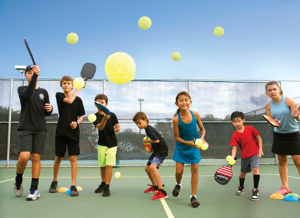 Young players with paddles